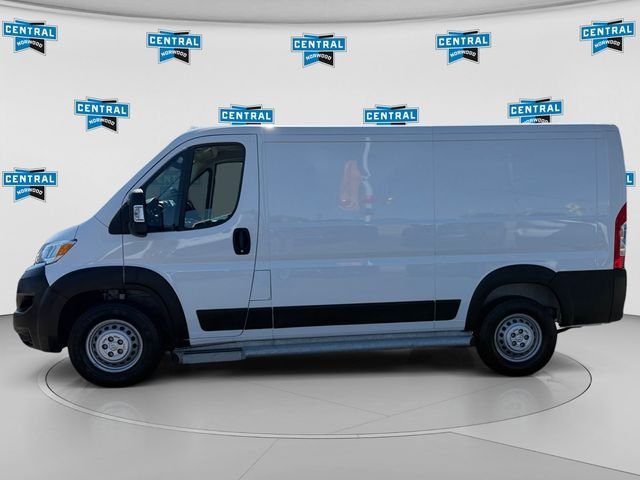Used 2025 RAM ProMaster 2500 w/ U-Haul Equipment Group FWD image 2