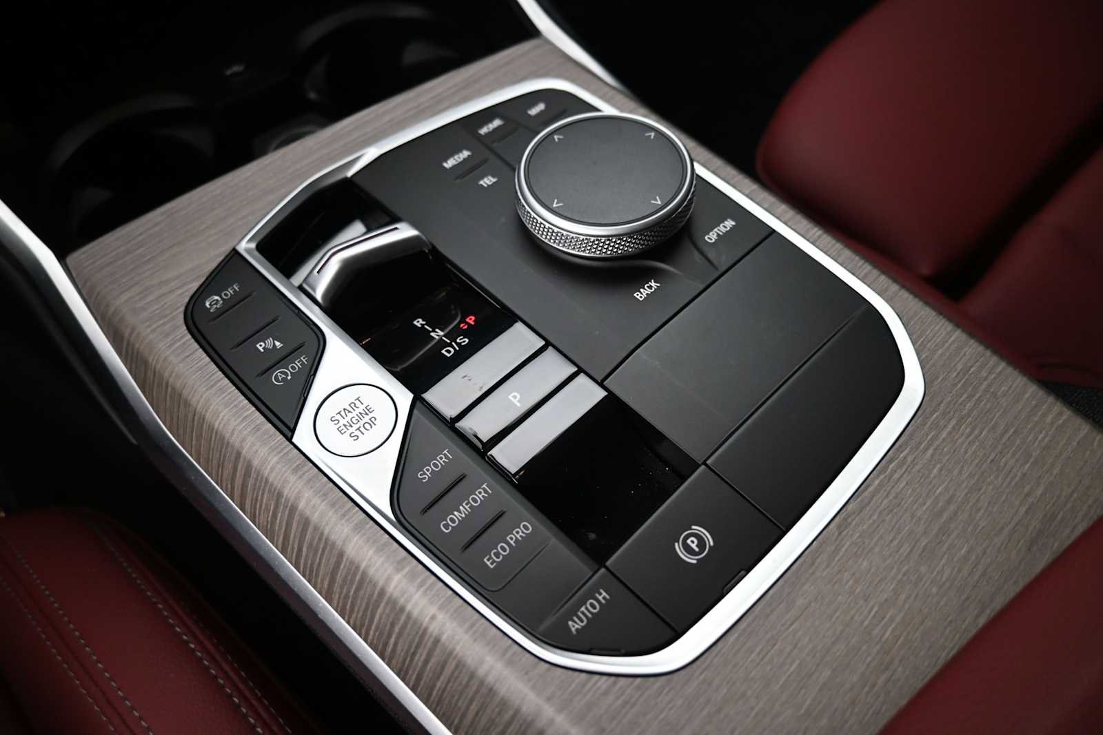 Used 2025 BMW M340i w/ Premium Package RWD image 12