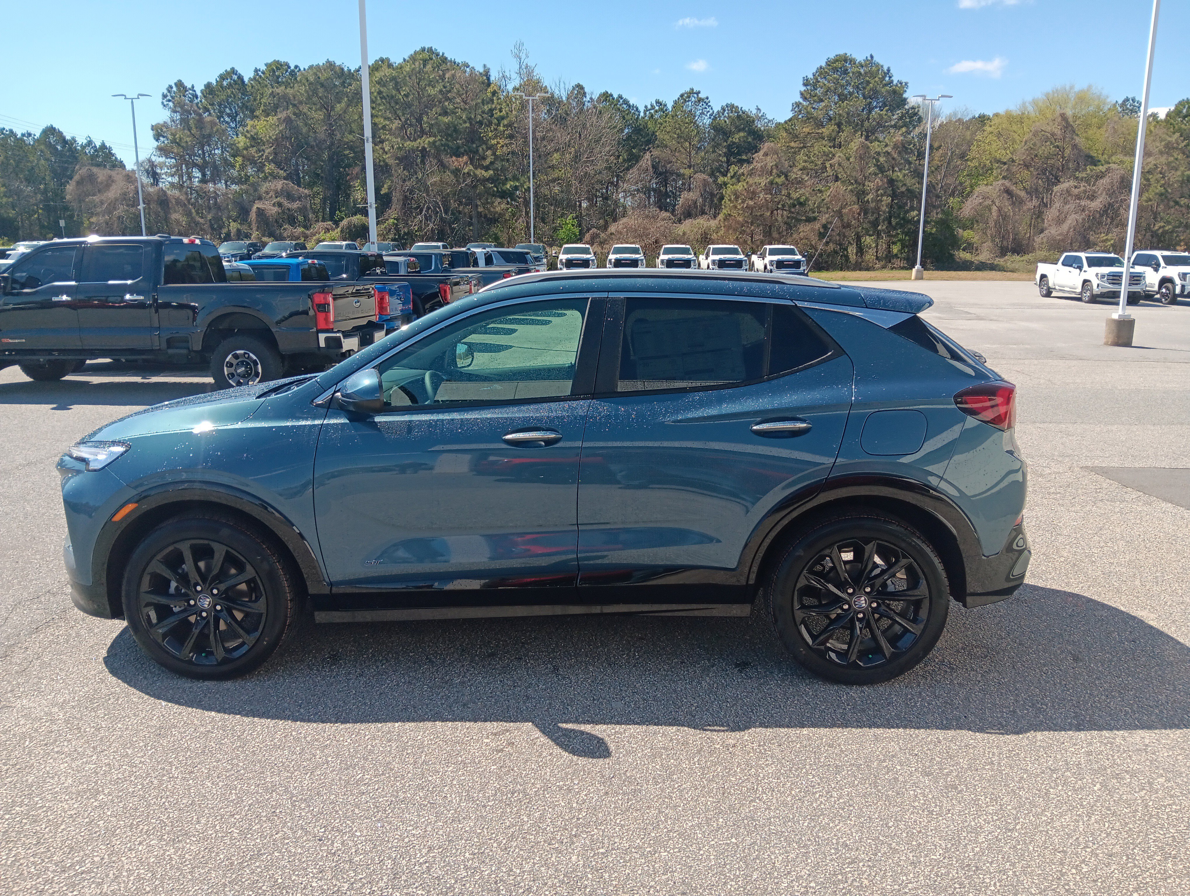 New 2026 Buick Encore GX Sport Touring FWD image 3