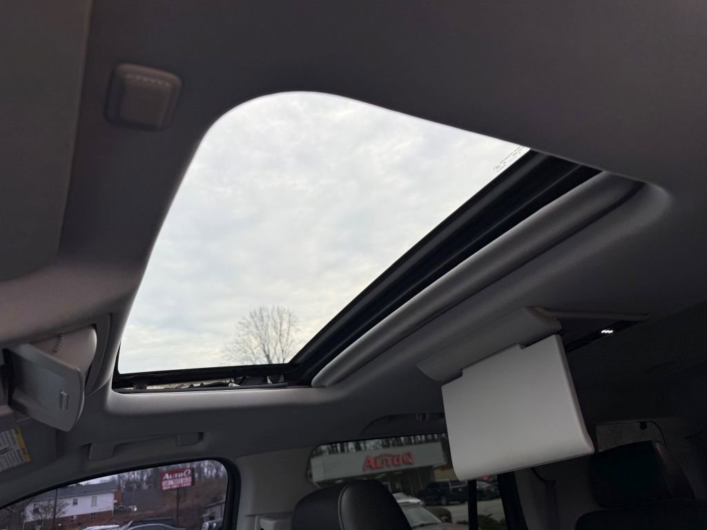 Used 2016 Chevrolet Tahoe LT image 49