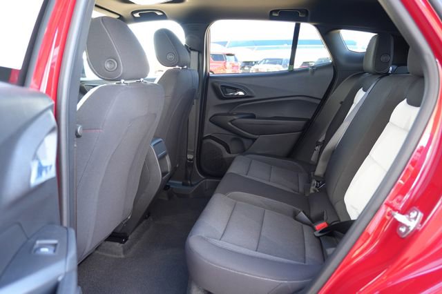 New 2026 Chevrolet Trax RS w/ Sunroof Package image 20