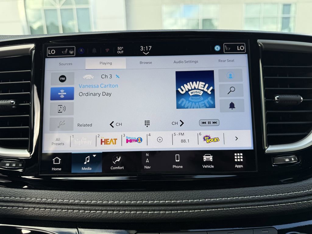 New 2026 Chrysler Pacifica Select image 31