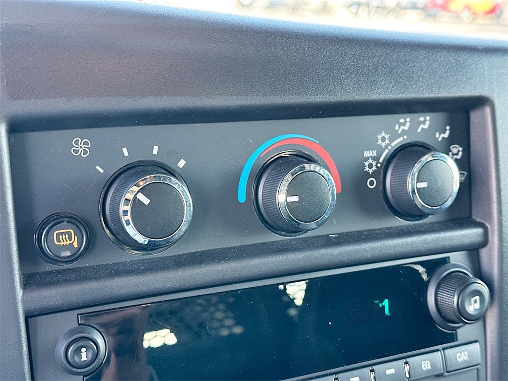 Certified 2024 GMC Savana 2500 w/ Driver Convenience Package image 15