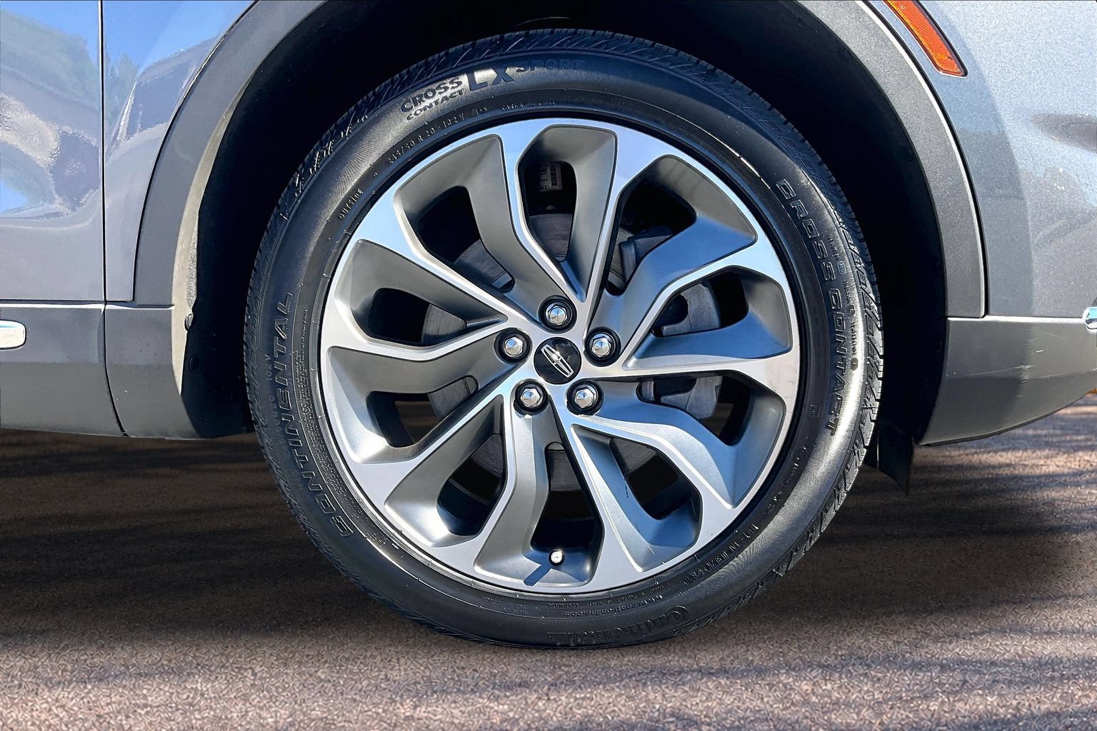 Used 2021 Lincoln Nautilus Reserve AWD/4WD image 10