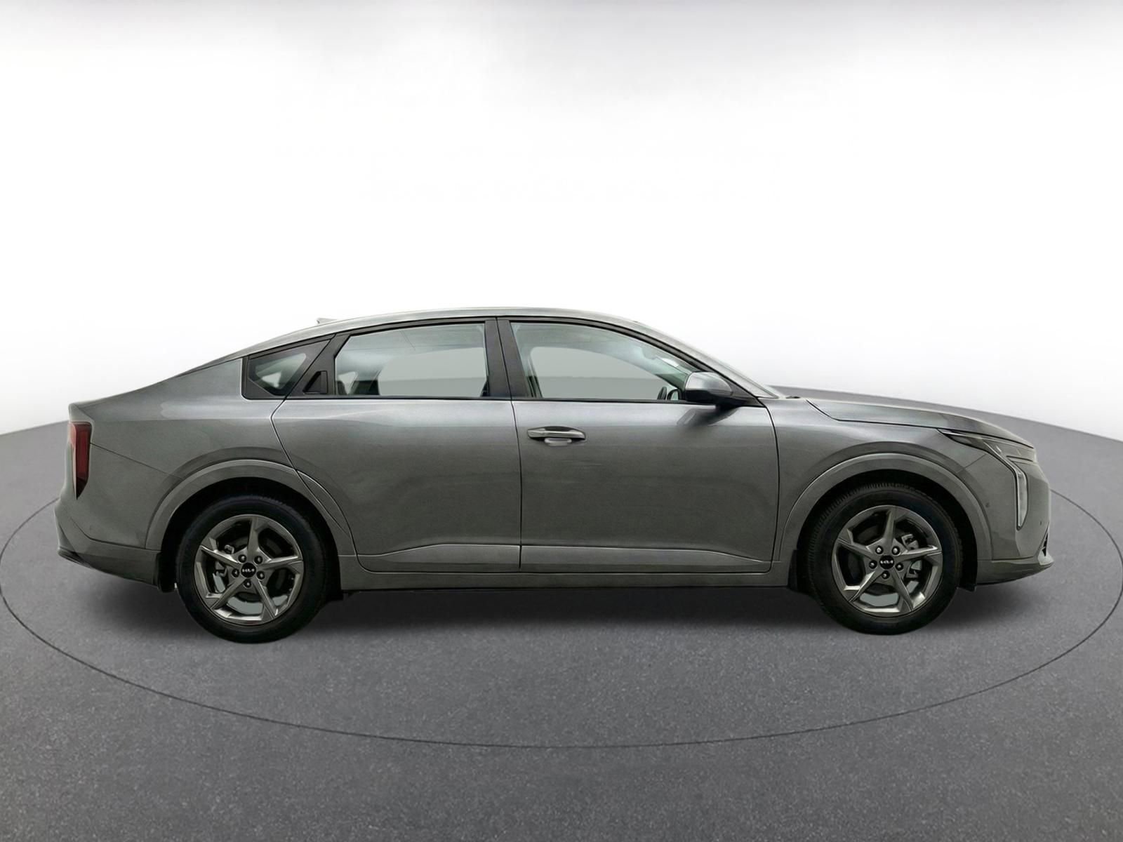 Used 2025 Kia K4 FWD image 10