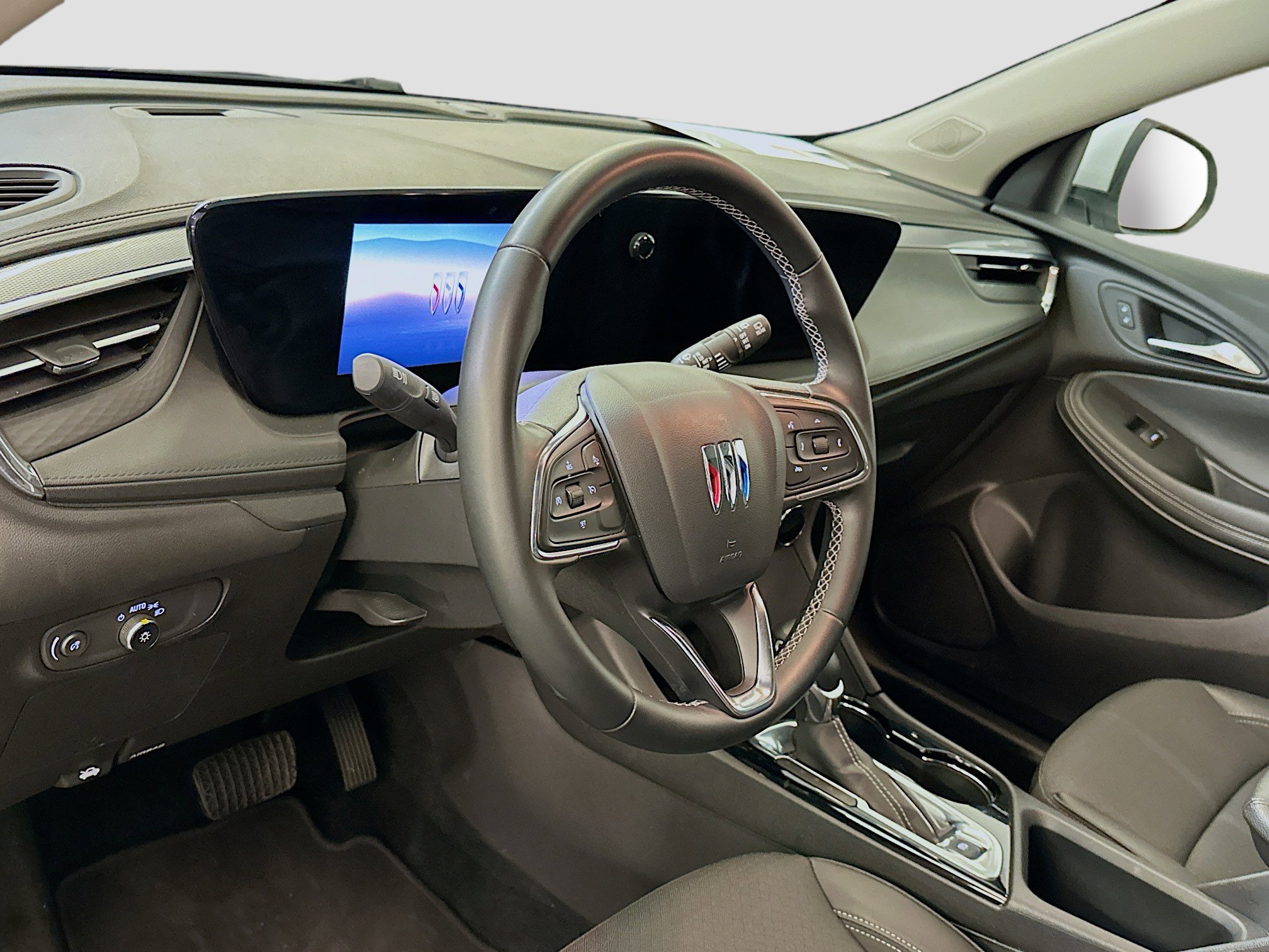 Used 2025 Buick Encore GX Preferred image 18