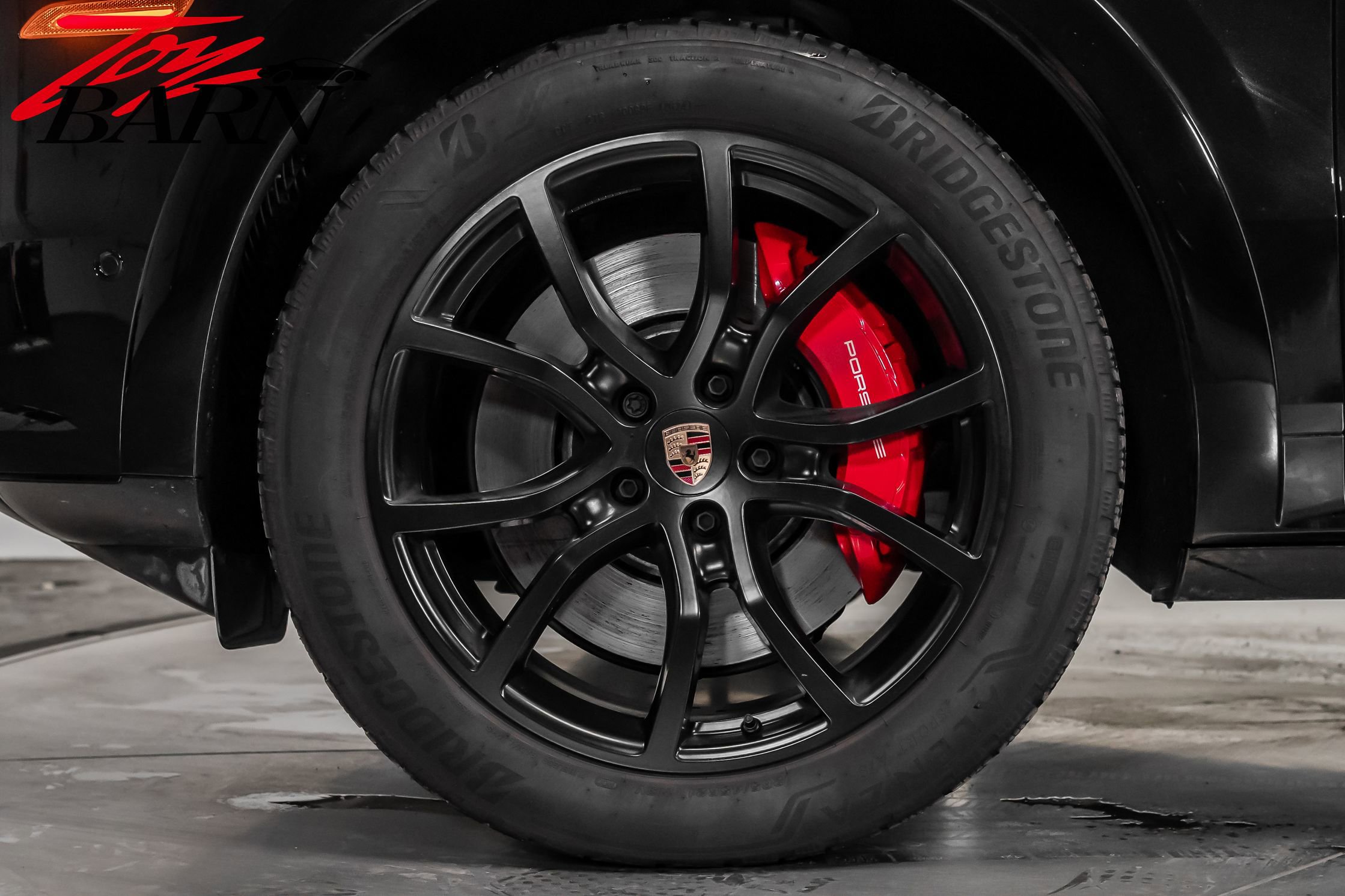 Used 2025 Porsche Cayenne GTS image 17