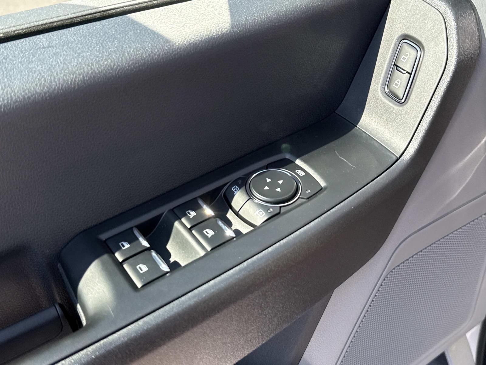 New 2026 Ford F250 XL AWD/4WD image 19