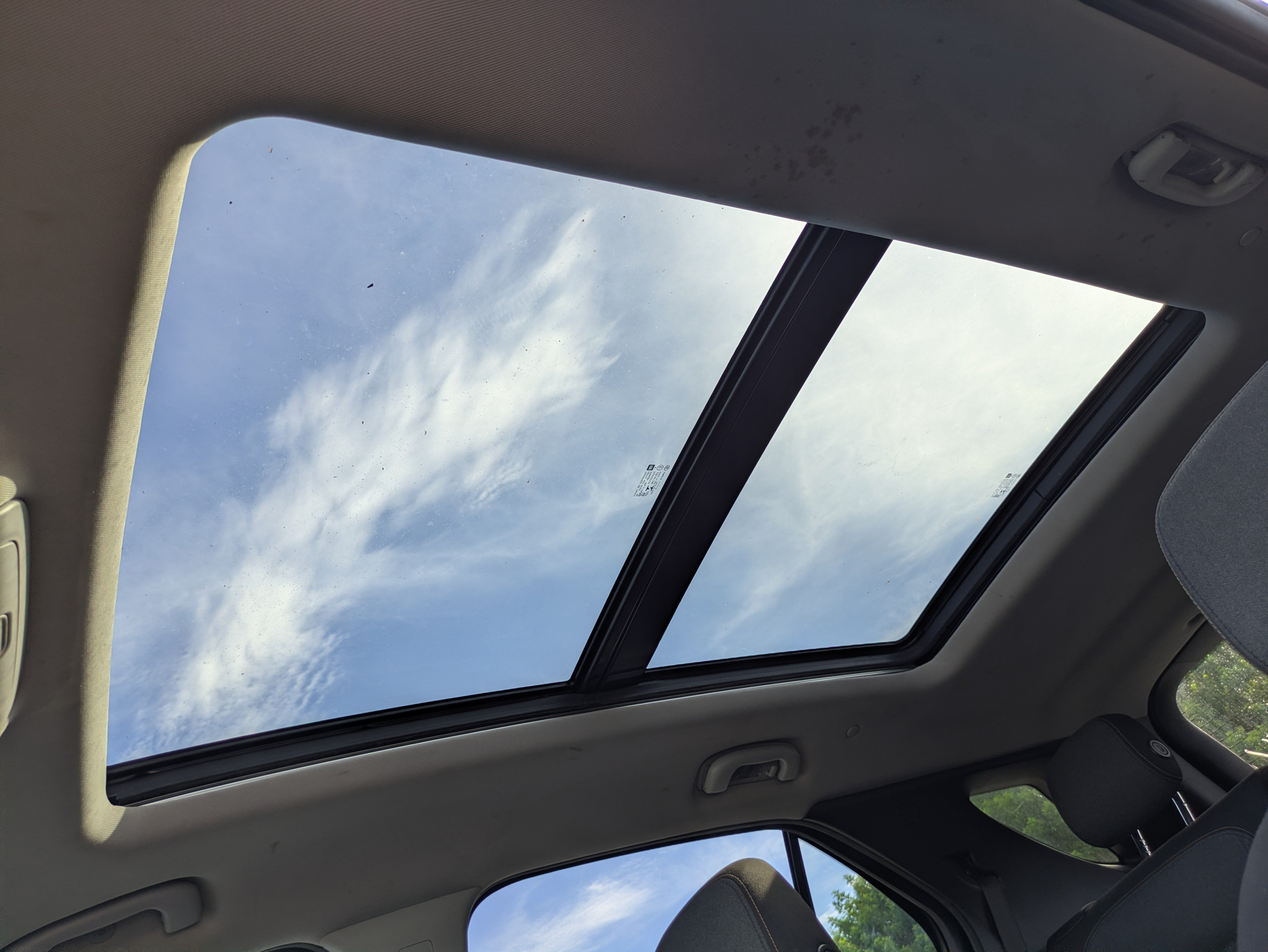 Used 2018 Chevrolet Equinox LT FWD image 21