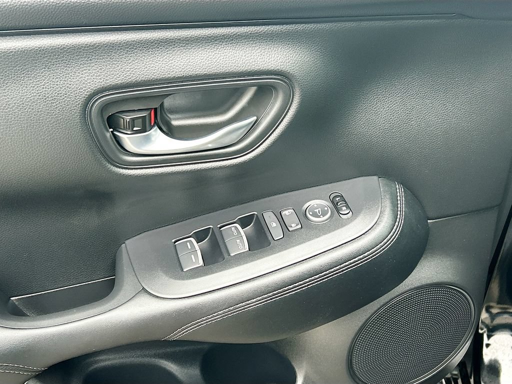 Certified 2026 Honda HR-V EX-L image 17