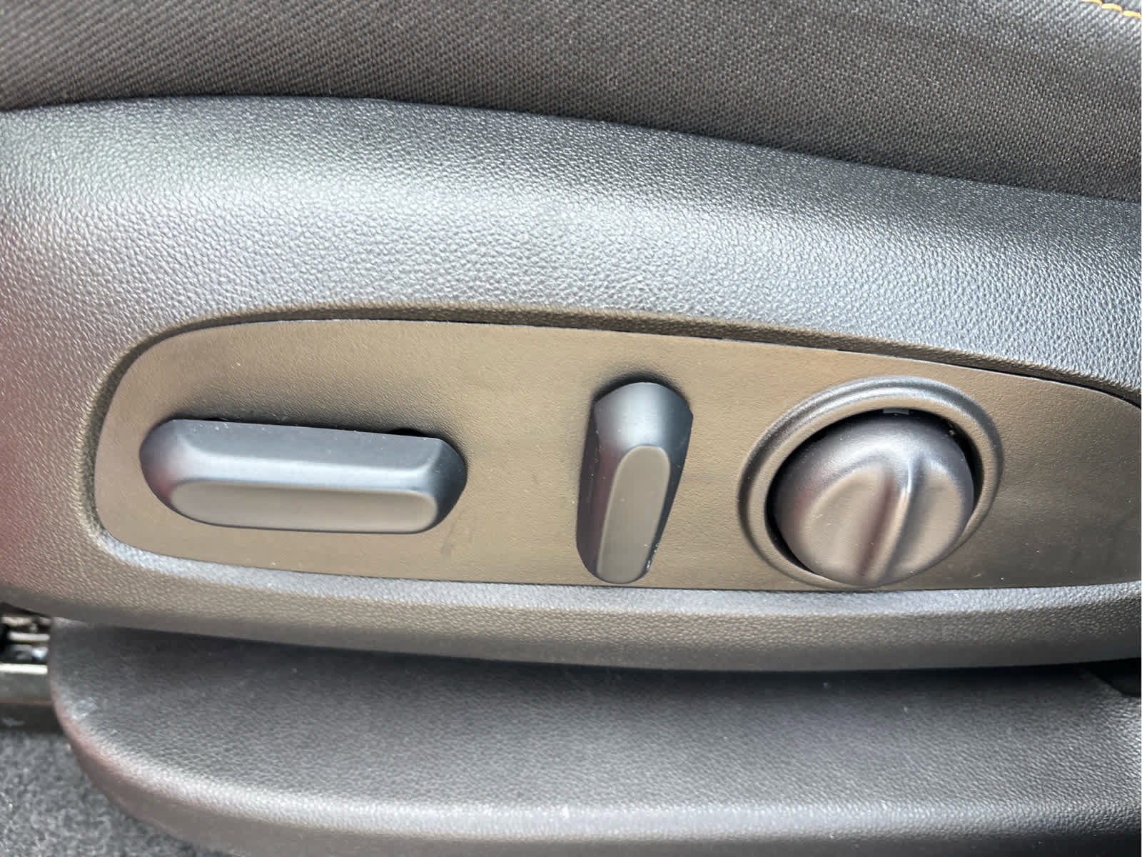 Certified 2024 Chevrolet Equinox LT w/ LPO, Floor Liner Package image 9