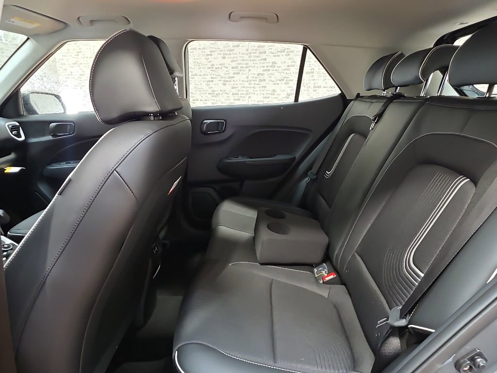New 2026 Hyundai Venue SEL FWD image 12