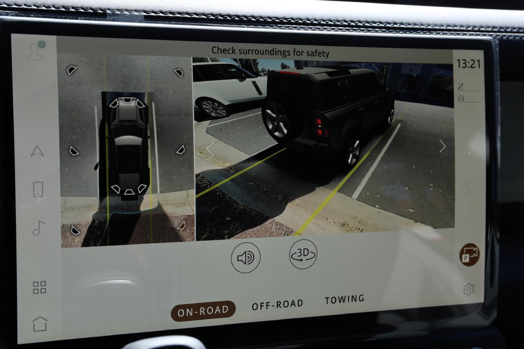 New 2026 Land Rover Defender 110 X-Dynamic SE AWD/4WD image 30