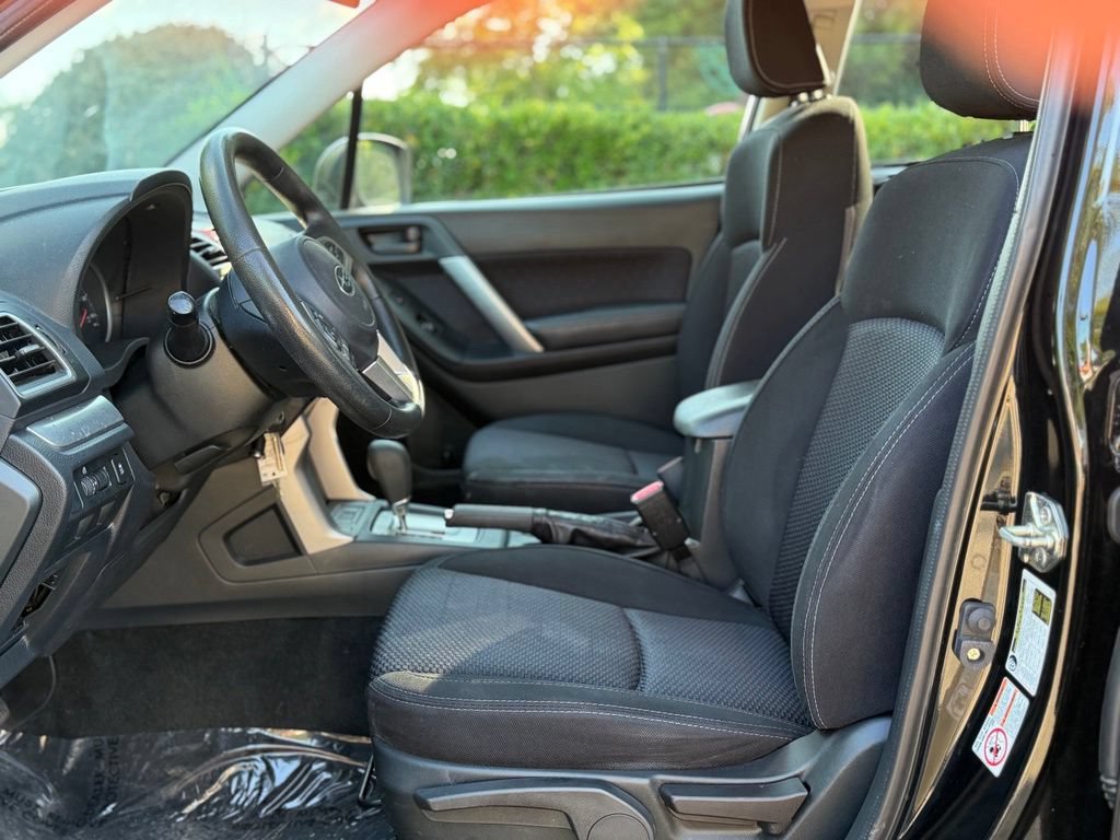 Used 2018 Subaru Forester 2.5i w/ Alloy Wheel Package AWD/4WD image 10