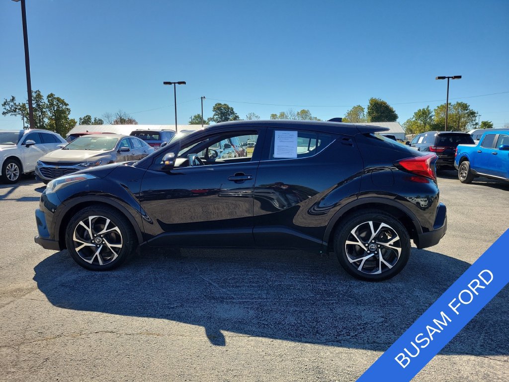 Used 2019 Toyota C-HR Limited FWD image 28