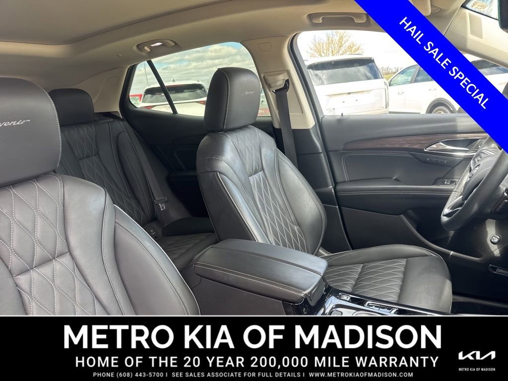 Used 2023 Buick Envision Avenir AWD/4WD image 38