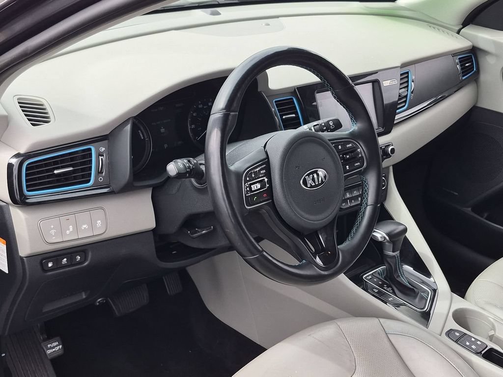 Used 2018 Kia Niro EX Premium FWD image 10