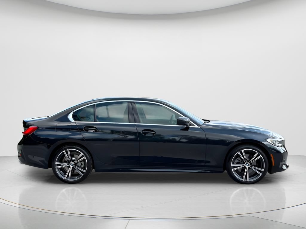 Used 2020 BMW 330i Sedan w/ Executive Package RWD image 4