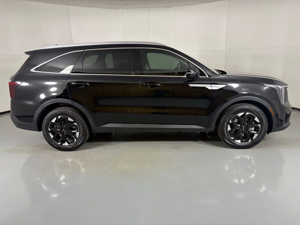 New 2026 Kia Sorento S w/ S Panoramic Sunroof Package FWD image 9