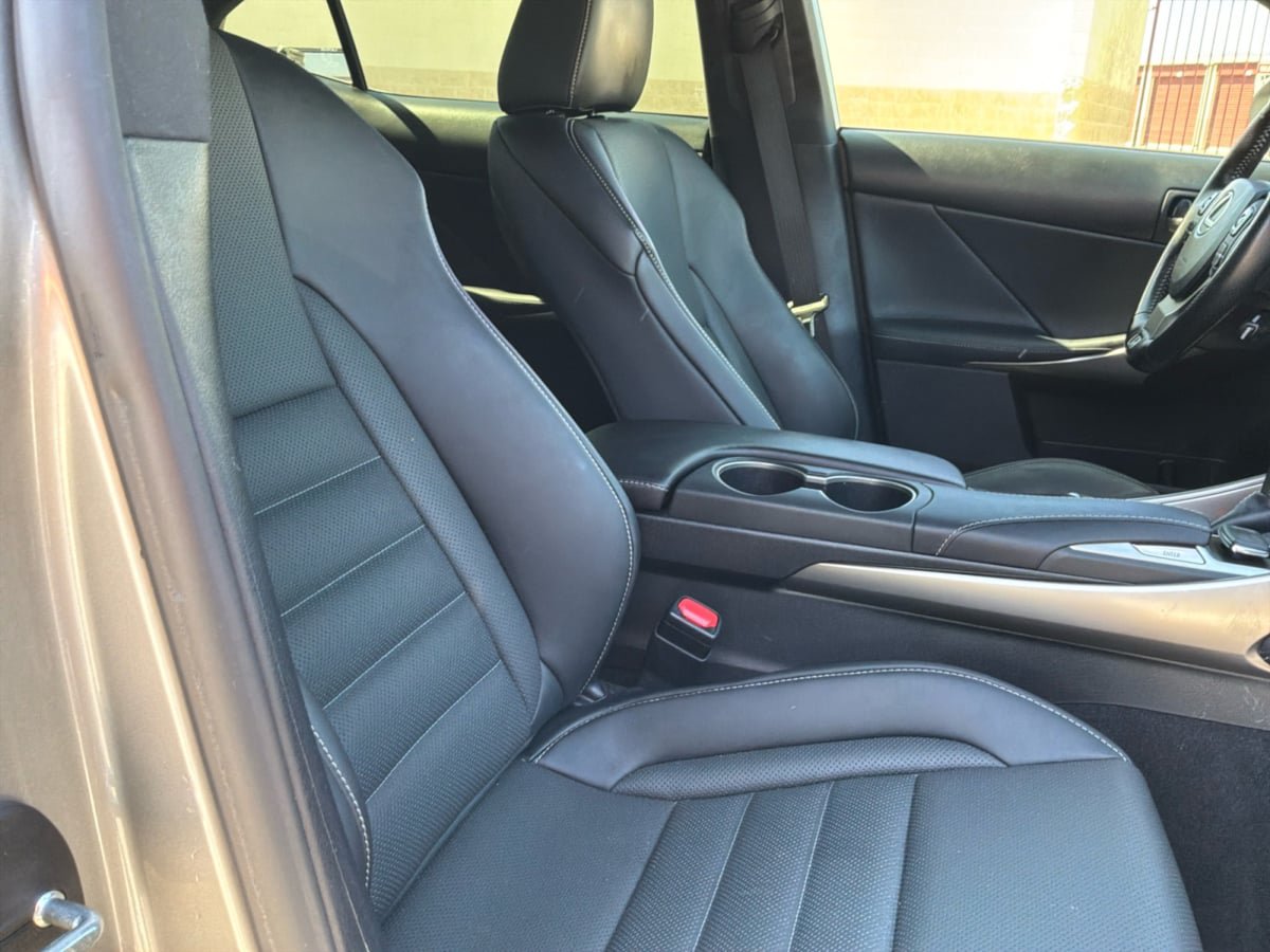 Used 2017 Lexus IS 350 F Sport w/ F Sport Package RWD image 22