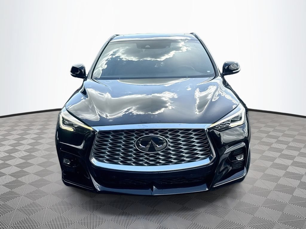 Certified 2023 INFINITI QX55 Essential AWD/4WD image 2