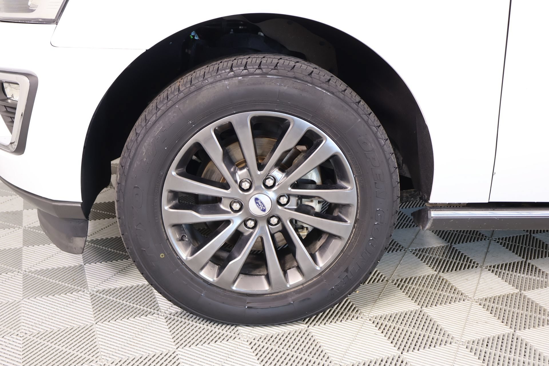 Used 2021 Ford Expedition Max Limited AWD/4WD image 19