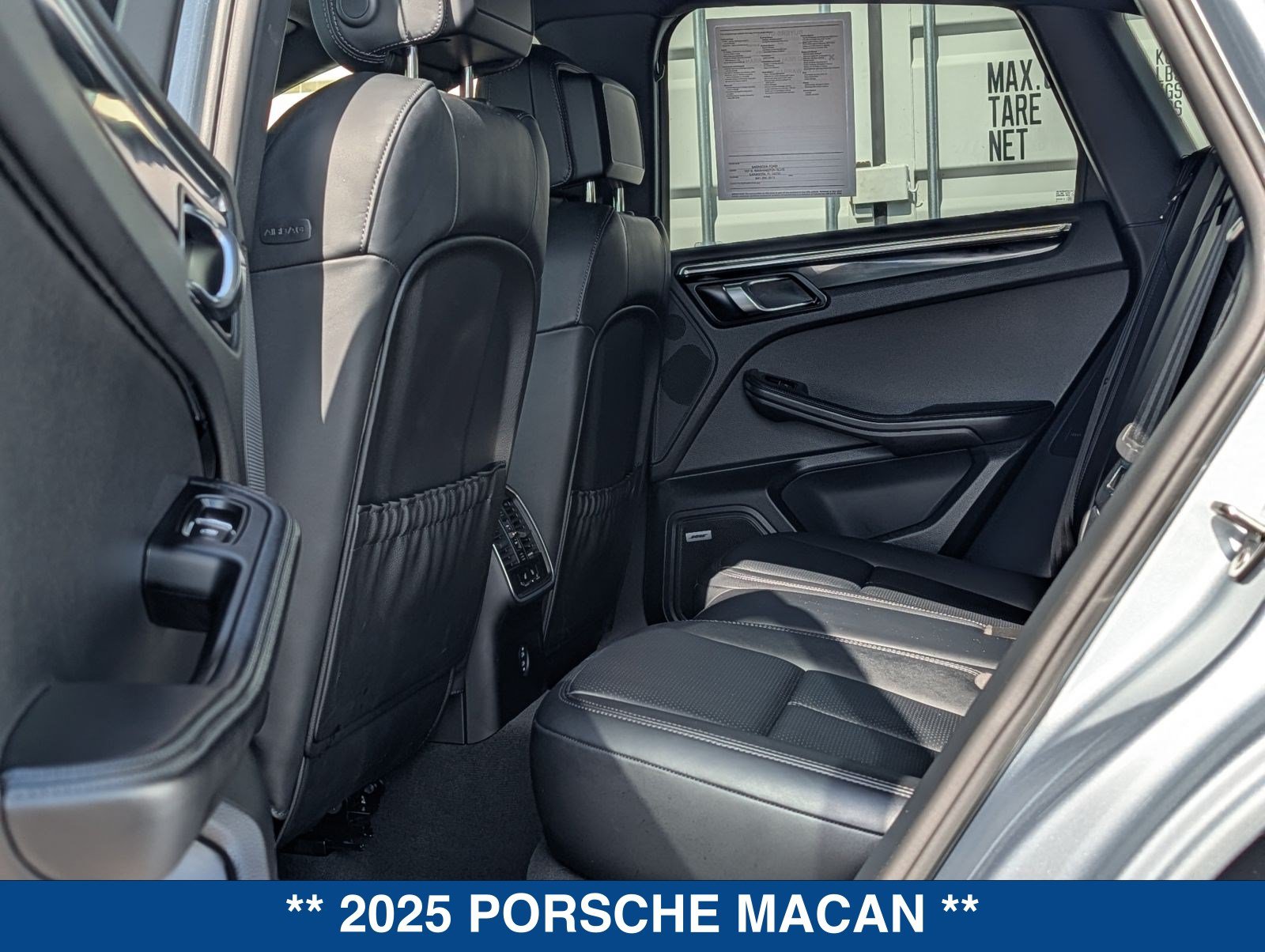 Used 2025 Porsche Macan Turbo AWD/4WD image 16