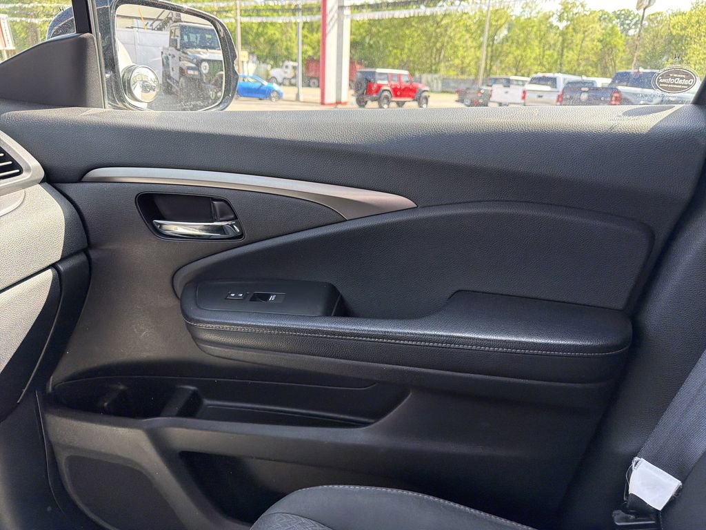 Used 2018 Honda Ridgeline Sport image 24