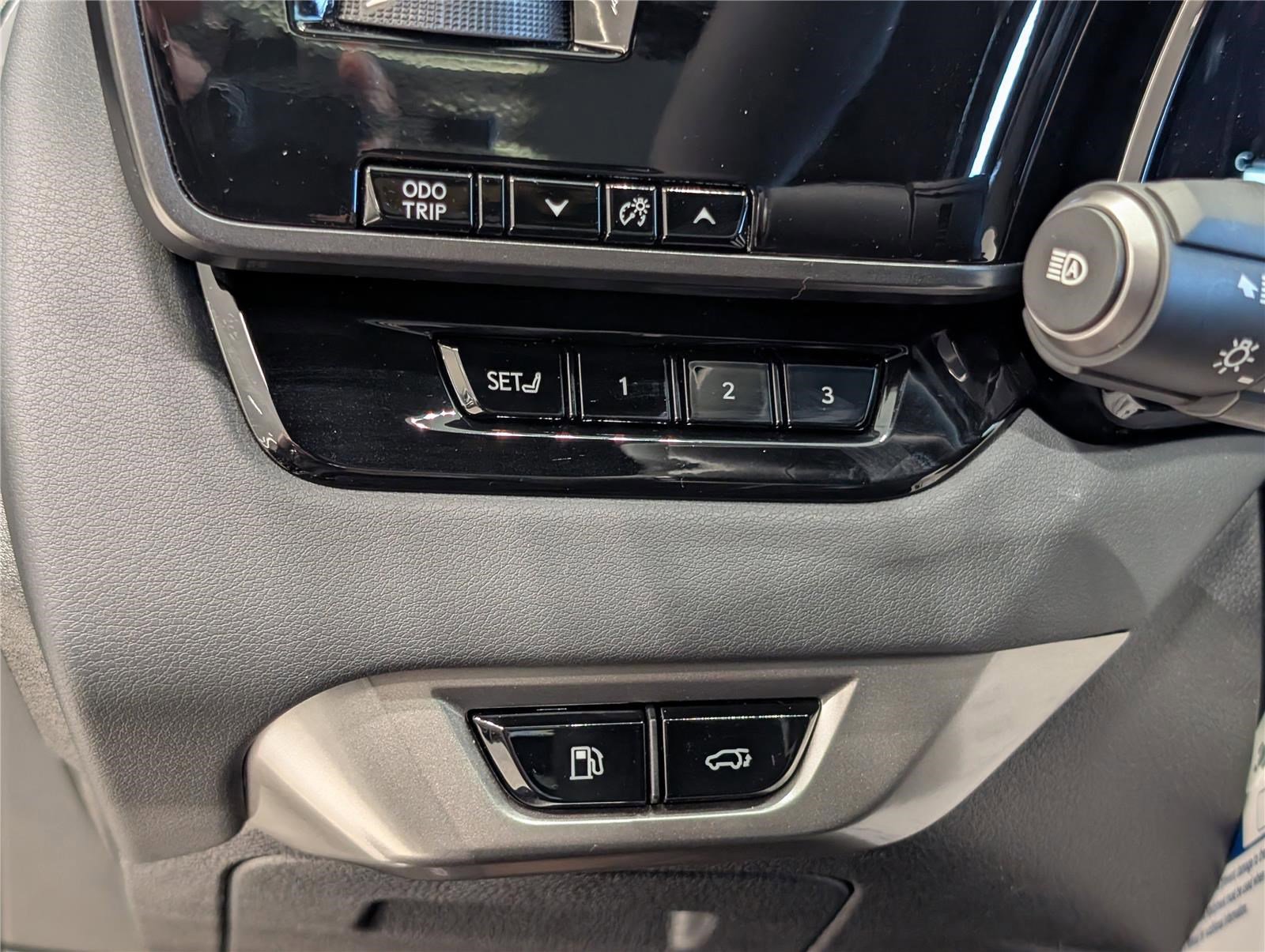 New 2026 Lexus RX 350 AWD image 19