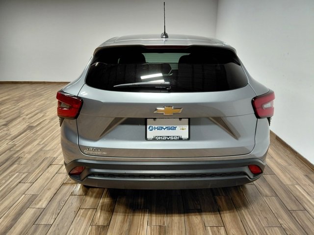Certified 2024 Chevrolet Trax LS w/ LS Convenience Package image 16