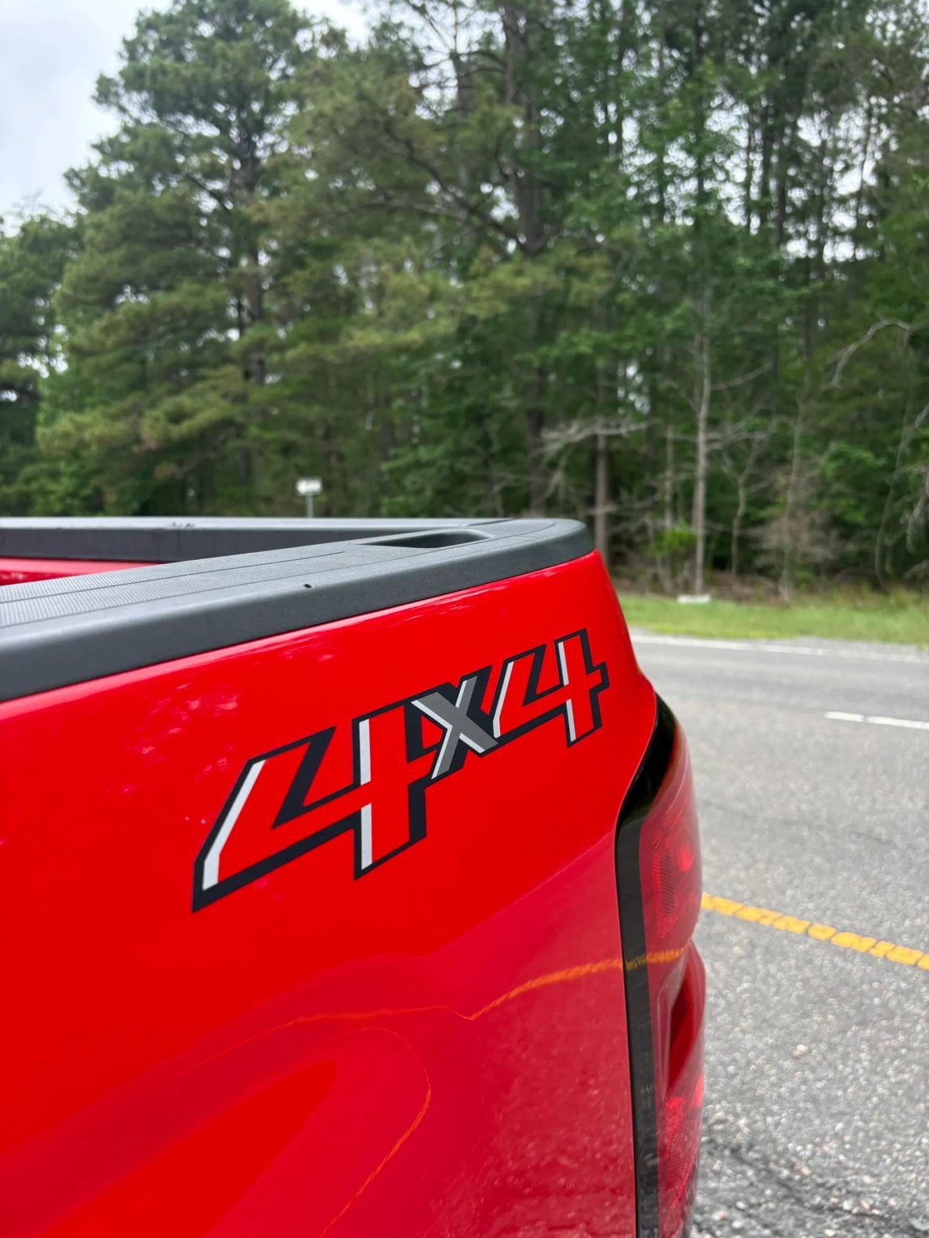 Used 2018 Chevrolet Silverado 1500 LT w/ All Star Edition AWD/4WD image 37