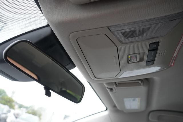 Used 2022 Toyota RAV4 XLE FWD image 40