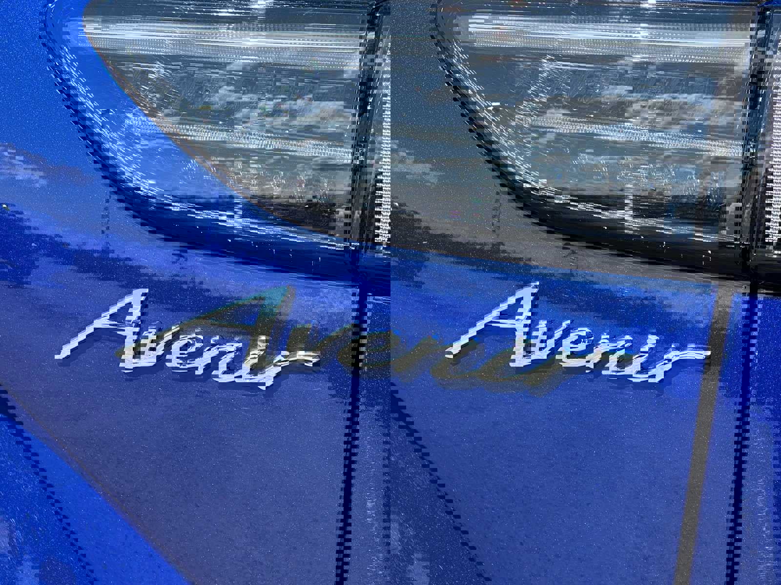 New 2025 Buick Envision Avenir image 15