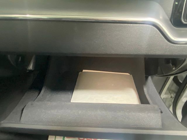 Certified 2025 Volvo XC60 B5 Core image 29