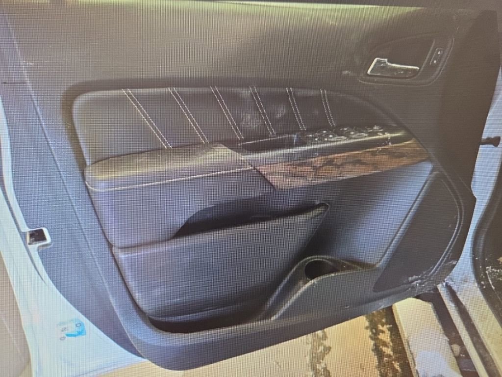 Used 2021 GMC Canyon Denali image 12