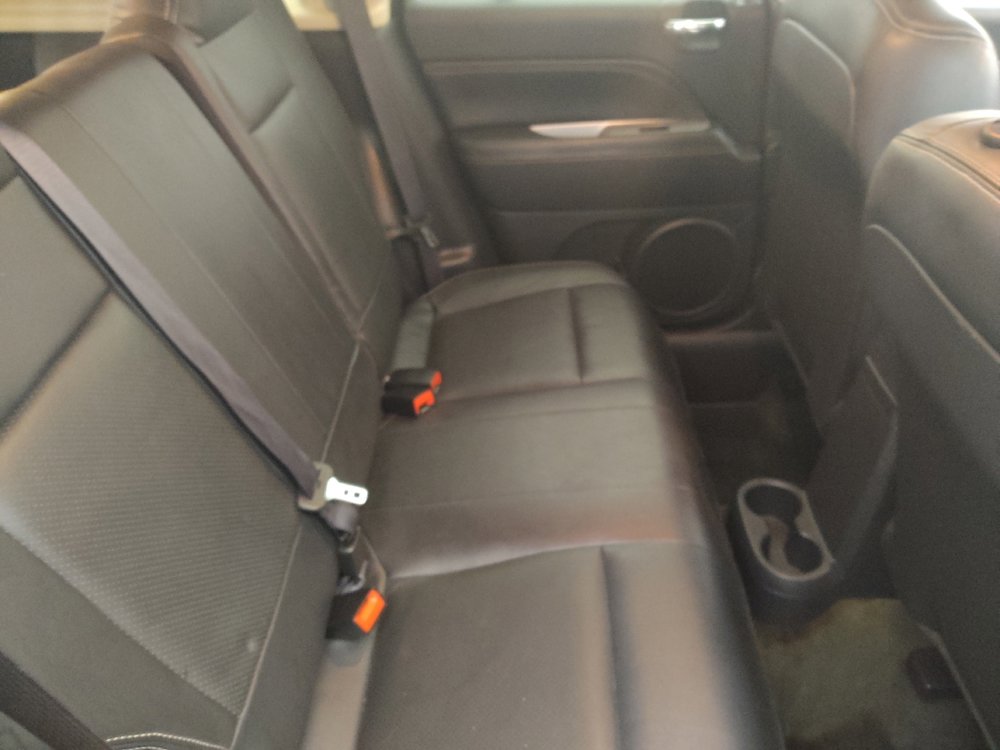 Used 2016 Jeep Compass High Altitude FWD image 19