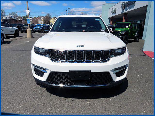 Certified 2023 Jeep Grand Cherokee Limited AWD/4WD image 2