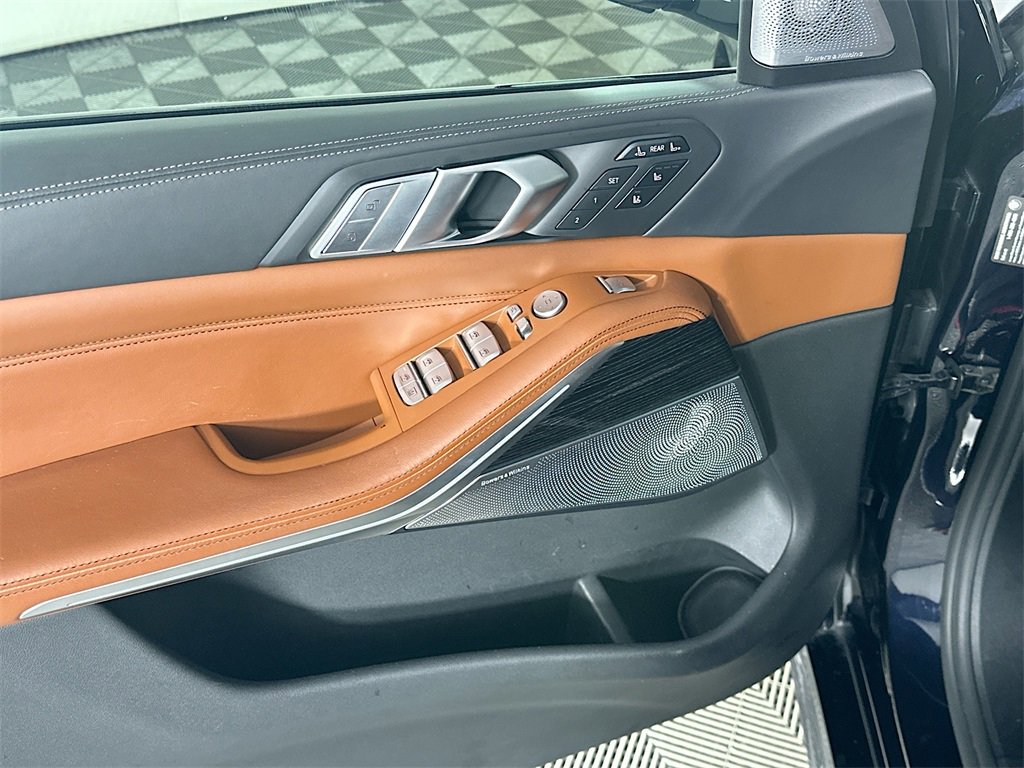 Used 2019 BMW X7 xDrive50i w/ Dynamic Handling Package image 25