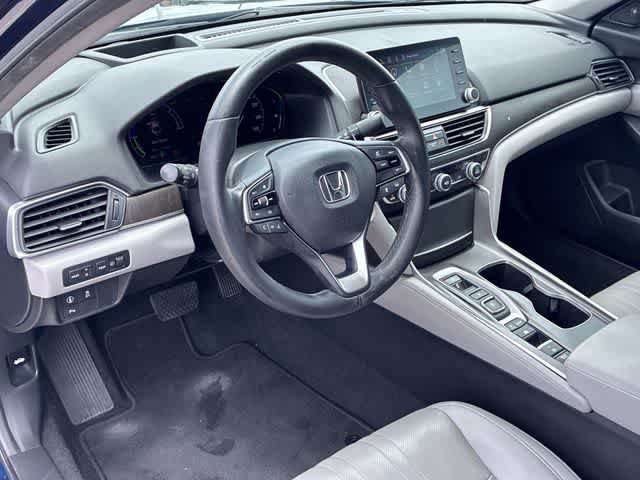 Used 2019 Honda Accord Touring image 2