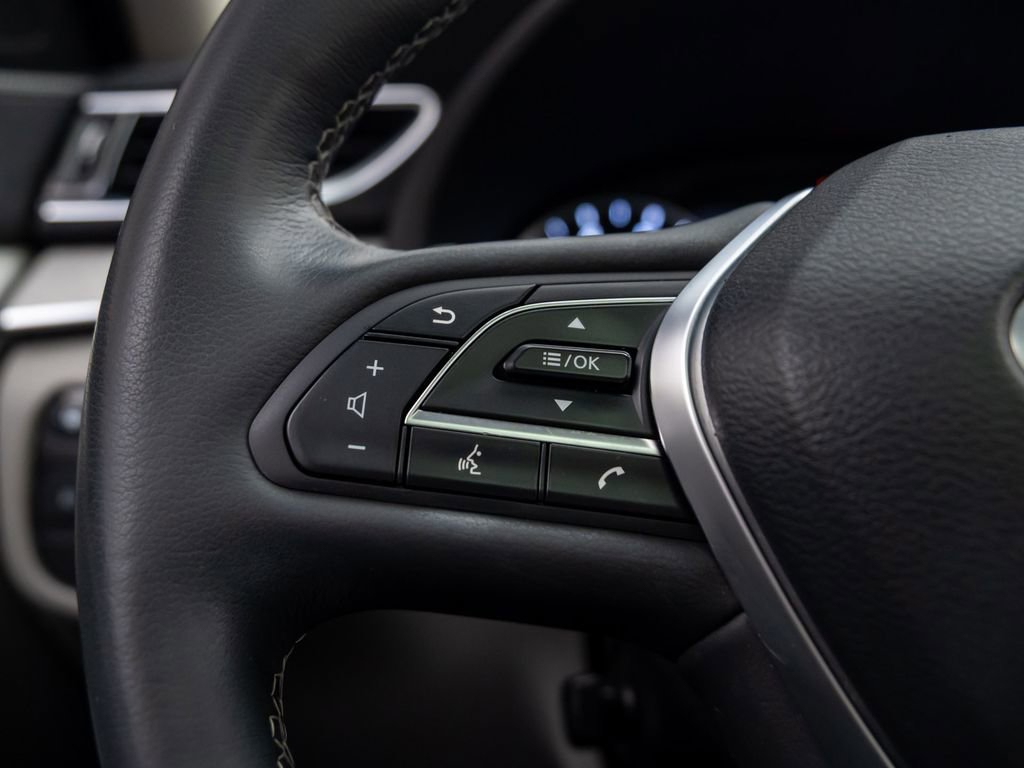 Certified 2023 INFINITI QX50 Sensory image 30