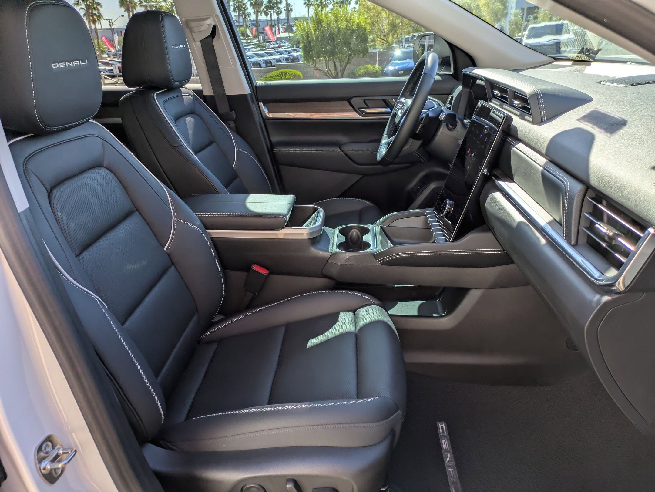 Certified 2026 GMC Terrain Denali AWD/4WD image 28