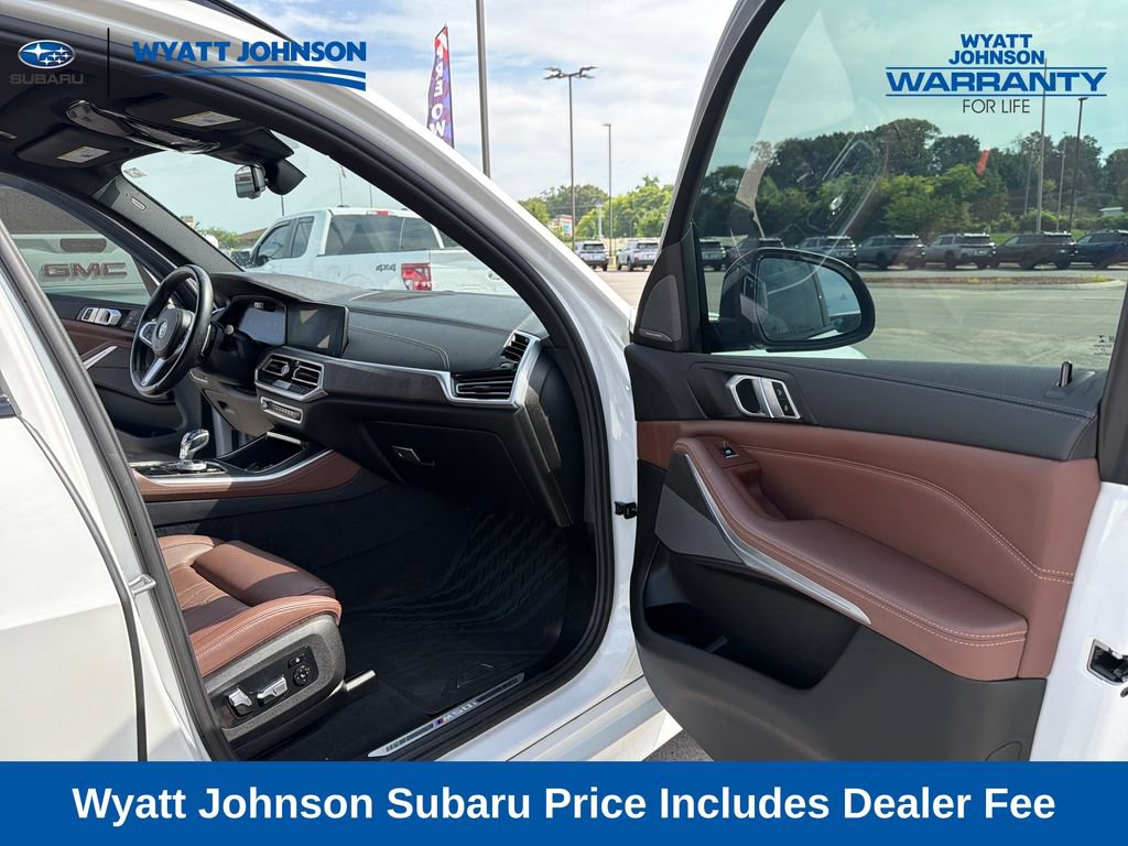Used 2023 BMW X5 M50i w/ Executive Package AWD/4WD image 36