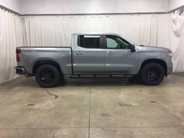 New 2026 Chevrolet Silverado 1500 RST w/ RST Select Package image 2