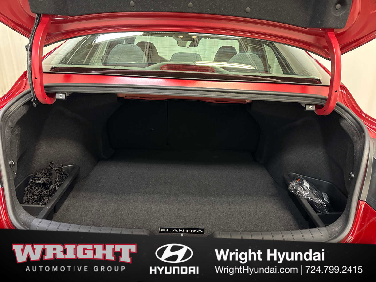 Used 2024 Hyundai Elantra SEL w/ Convenience Package image 14