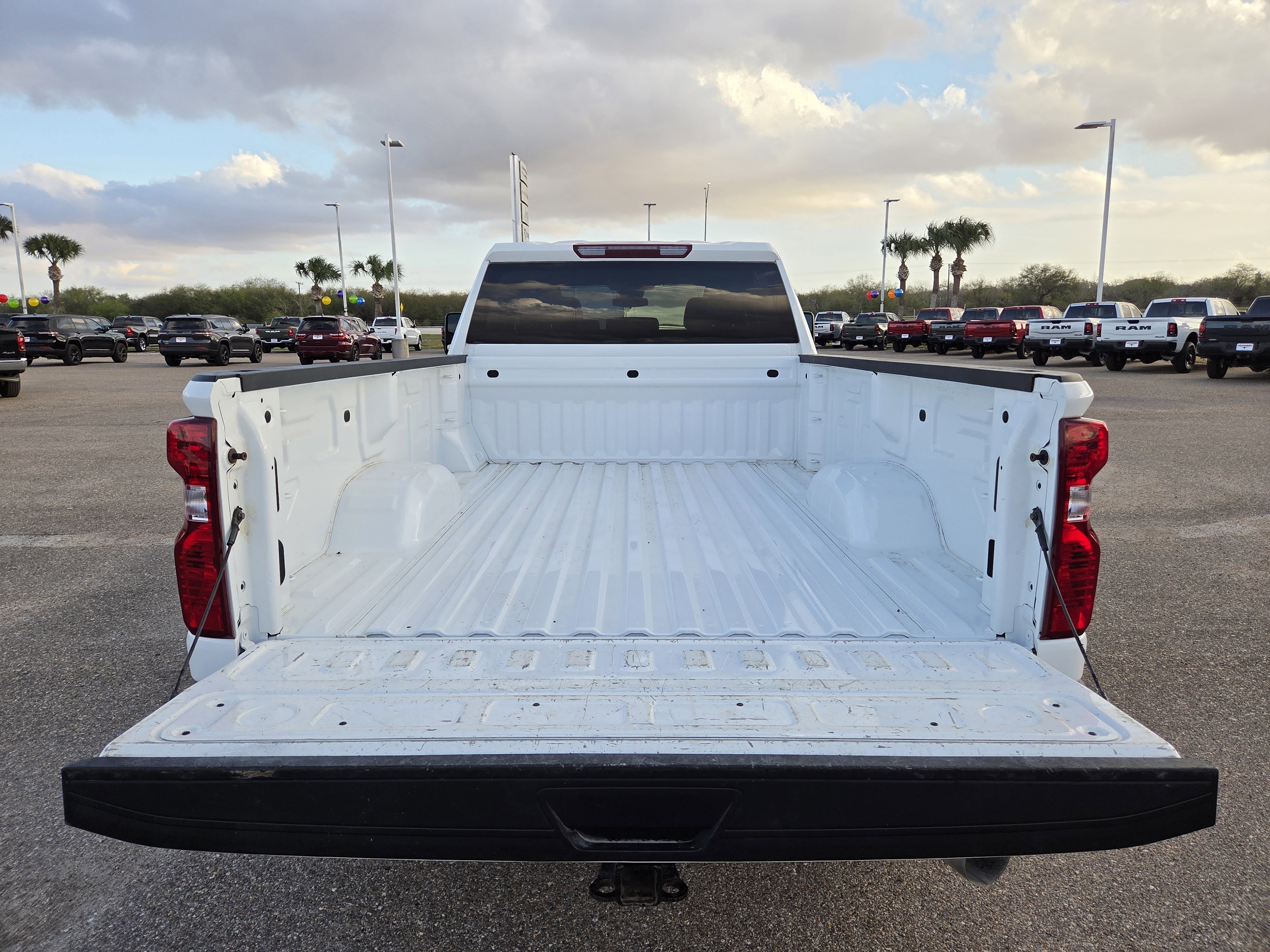 Used 2024 Chevrolet Silverado 2500 LT image 27