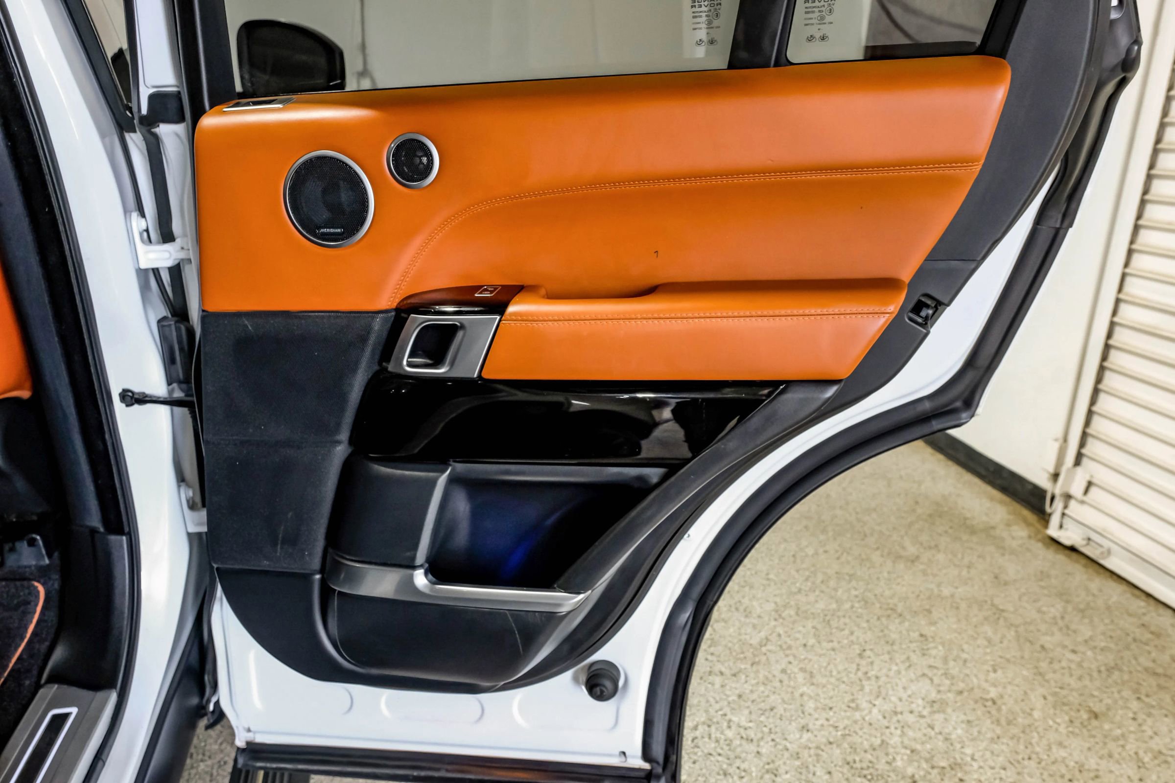 Used 2016 Land Rover Range Rover Autobiography image 60