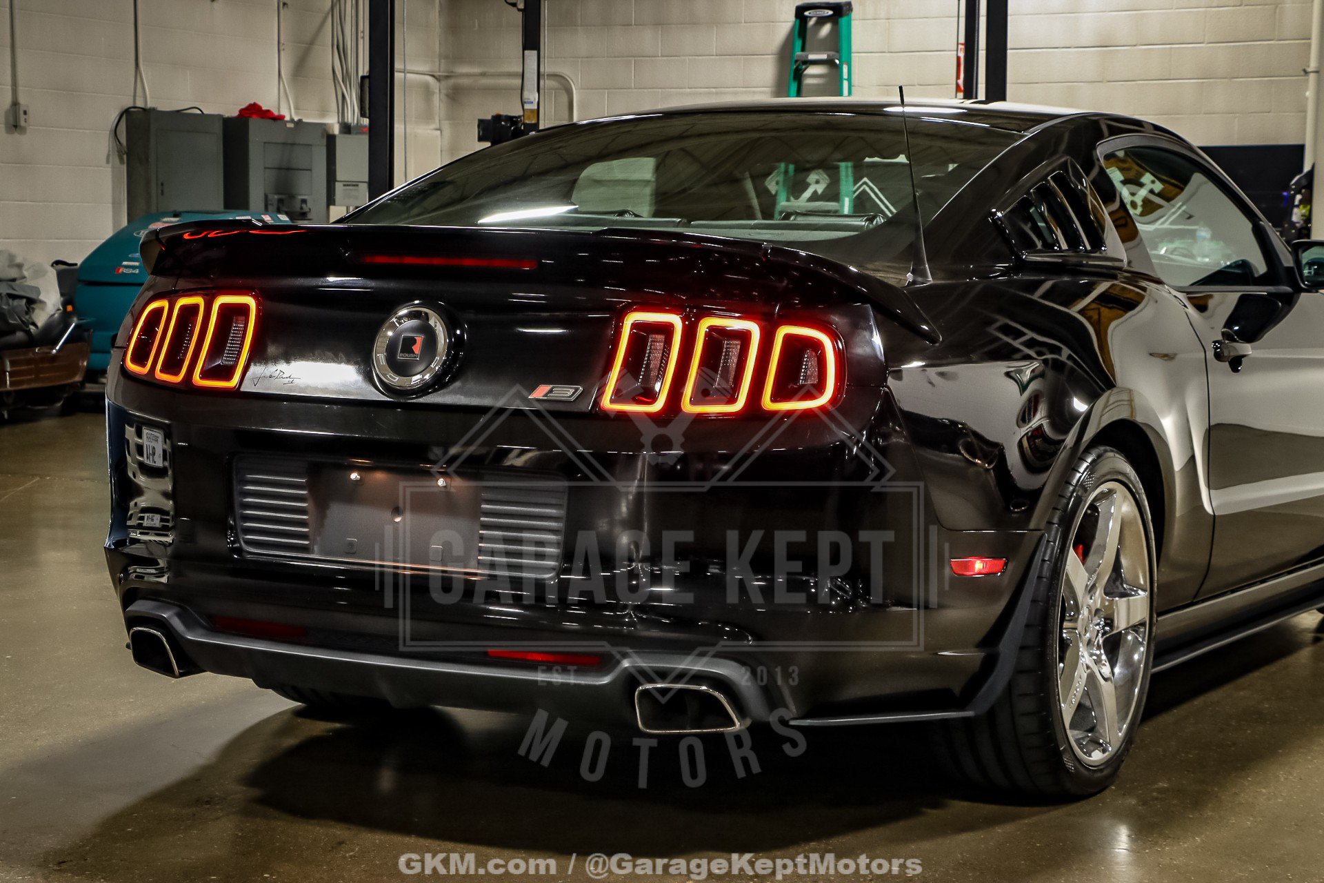 Used 2013 Ford Mustang GT Premium RWD image 50