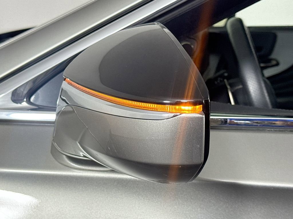 Used 2022 Lexus LS 500 F Sport w/ Accessory Package (Z1) image 20