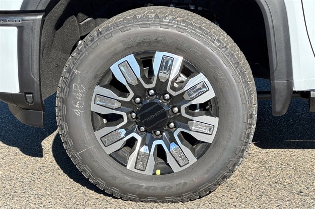 New 2026 GMC Sierra 2500 Denali w/ Denali Reserve Package image 32