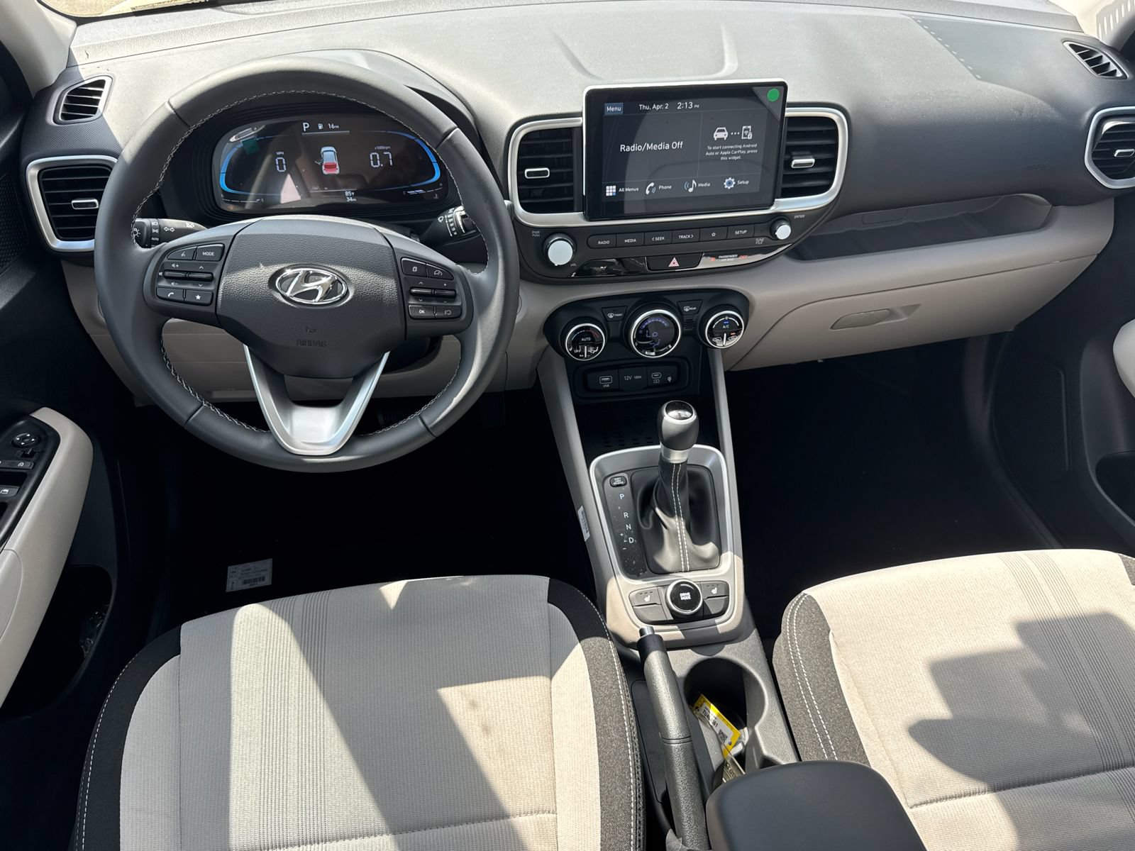 New 2026 Hyundai Venue SEL FWD image 23